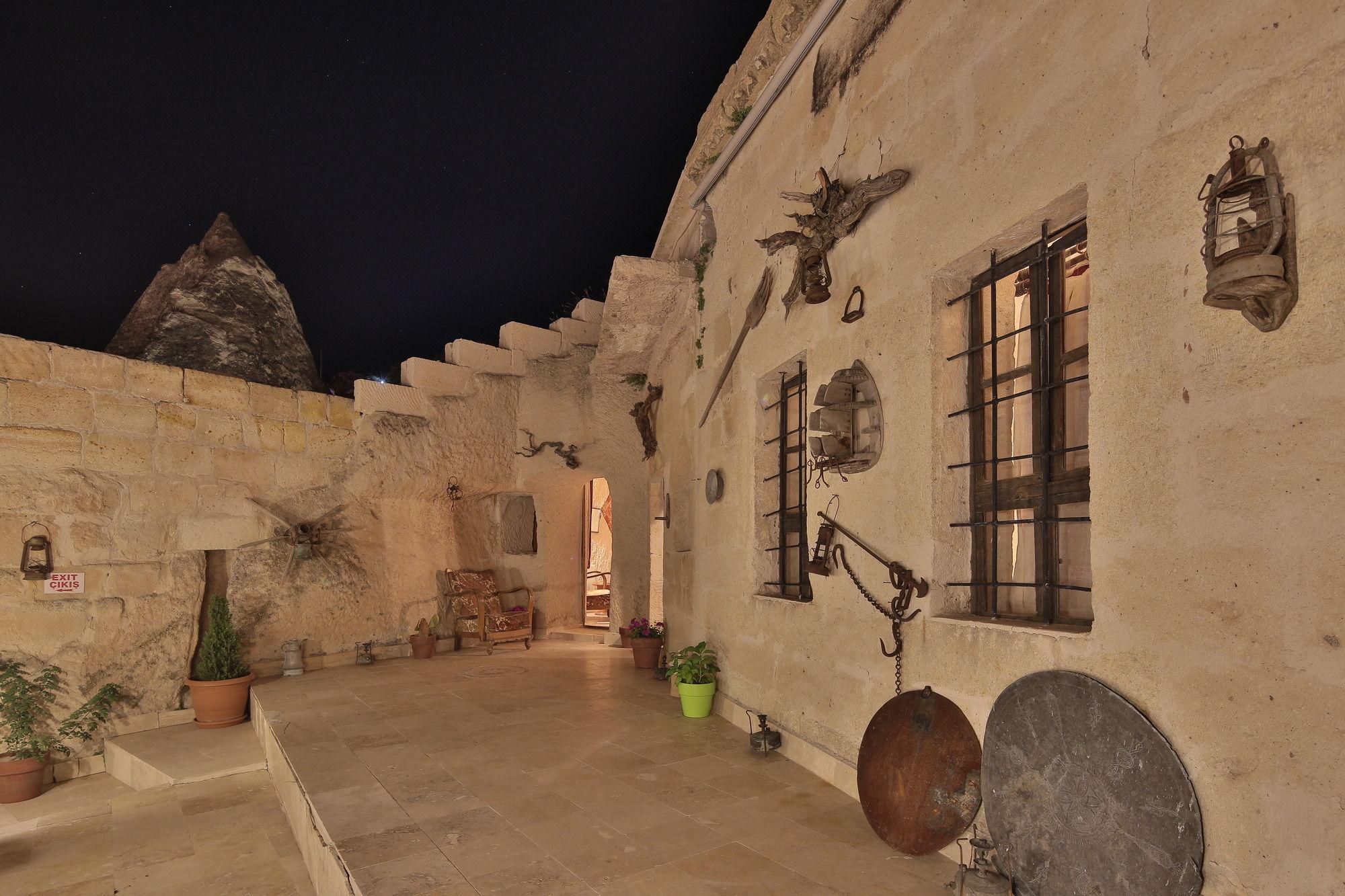 Mia Cappadocia Cave Hotel Goreme Exterior photo